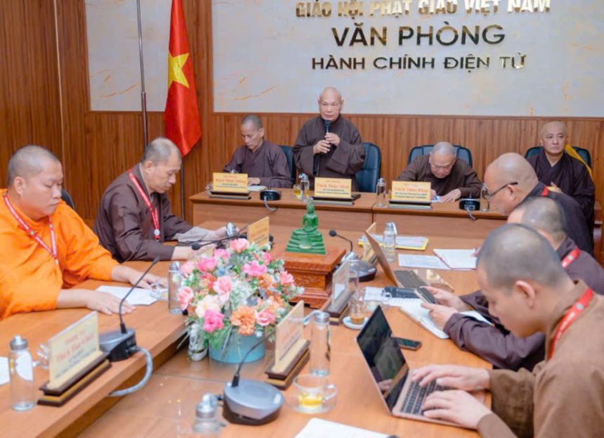 TP.HCM: Hòa thượng Chủ tịch chỉ đạo phiên họp Văn phòng 2 Trung ương báo cáo Phật sự quý III